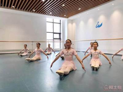 王晗舞蹈学院 徐州舞蹈学习者的艺术殿堂